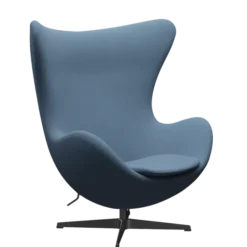 3316 Ægget loungestol, stel i sort af Arne Jacobsen