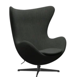3316 Ægget loungestol, stel i sort af Arne Jacobsen