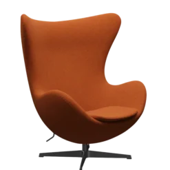 3316 Ægget loungestol, stel i sort af Arne Jacobsen