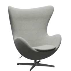 3316 Ægget loungestol, stel i warm graphite af Arne Jacobsen