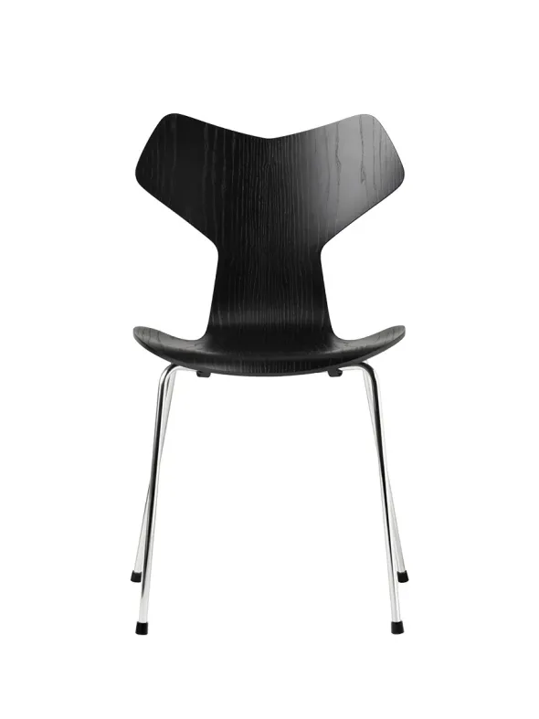 3130 Grand Prix stol i farvet ask af Arne Jacobsen