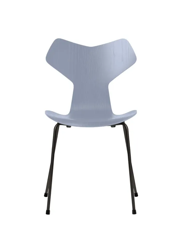 3130 Grand Prix stol i farvet ask af Arne Jacobsen