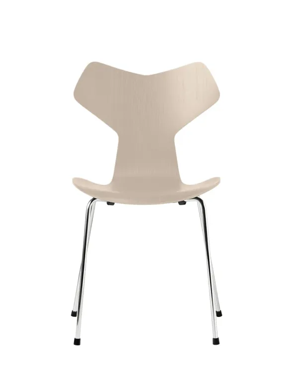 3130 Grand Prix stol i farvet ask af Arne Jacobsen