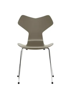 3130 Grand Prix stol lakeret af Arne Jacobsen