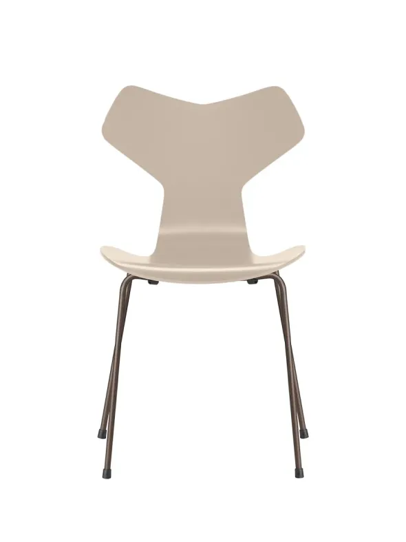 3130 Grand Prix stol lakeret af Arne Jacobsen