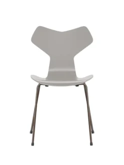 3130 Grand Prix stol lakeret af Arne Jacobsen