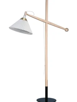 325 Gulvlampe fra Le Klint