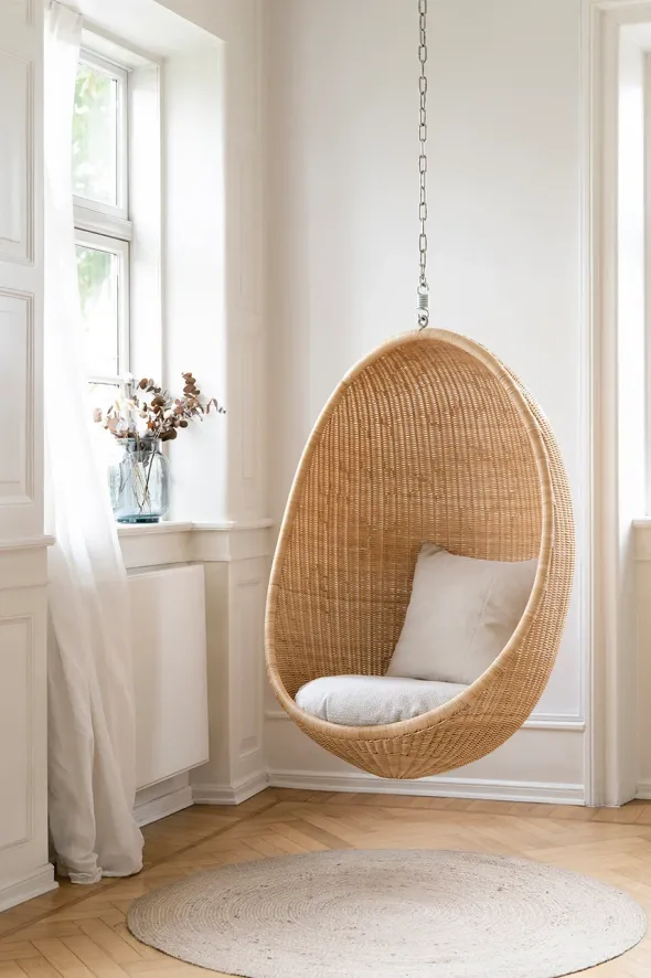 Hanging Egg inkl. kæde fra Sika-design