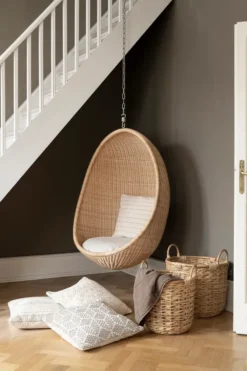 Hanging Egg inkl. kæde fra Sika-design