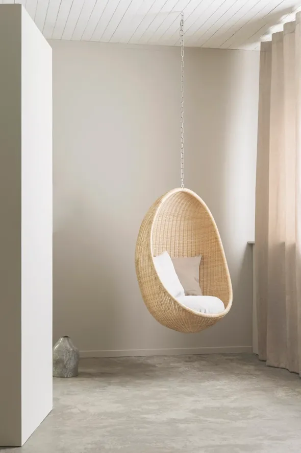 Hanging Egg inkl. kæde fra Sika-design