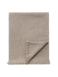 Haya Wool Throw, pure soil fra Aiayu