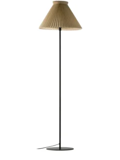 334H Gulvlampe, Buttermilk fra Le Klint