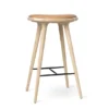 High Stool, sæbebehandlet eg, Pista Sand læder, 74 cm, høj barstol fra Mater
