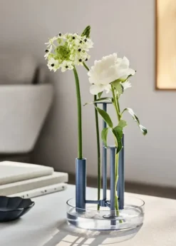 Ikeru High Vase, dusk blue af Jaime Hayon