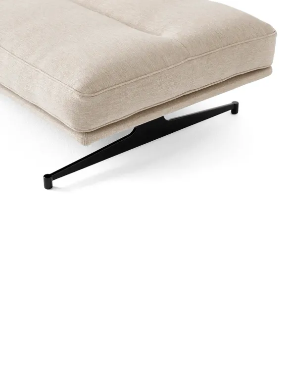 Inland AV32 Pouf fra &Tradition