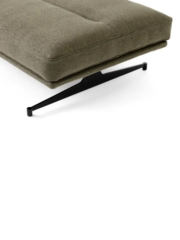 Inland AV32 Pouf fra &Tradition