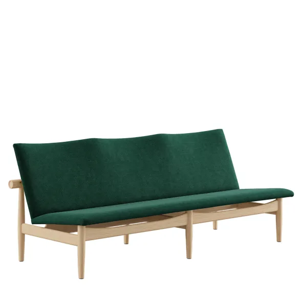 Japan 3 pers. sofa, eg klar olie af Finn Juhl