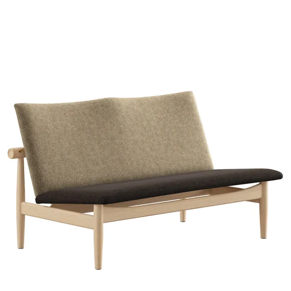 Japan 2 pers. sofa, eg klar olie af Finn Juhl