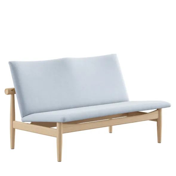 Japan 2 pers. sofa, eg klar olie af Finn Juhl