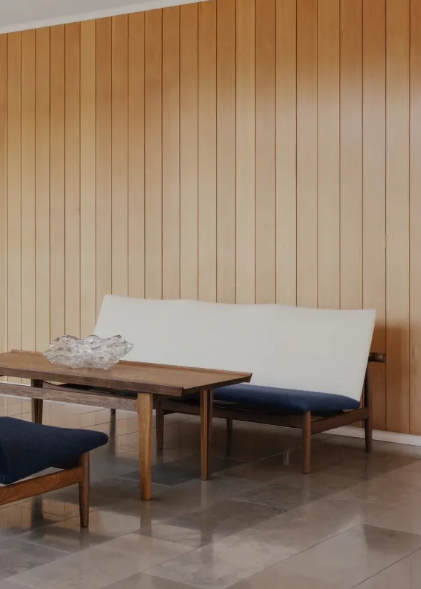 Japan 3 pers. sofa, valnød af Finn Juhl