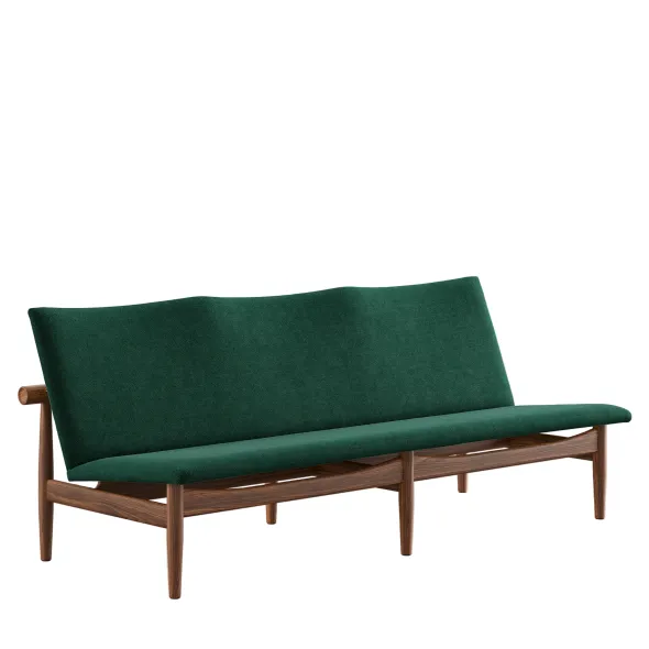 Japan 3 pers. sofa, valnød af Finn Juhl