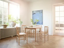 J80 spisebordsstol fra FDB Møbler