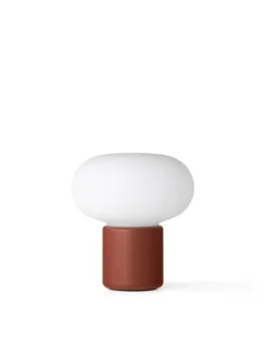 Karl-Johan portable bordlampe, Earth Red fra New Works