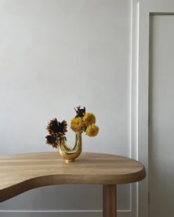 Kazumi StudioVase, gold fra Hein