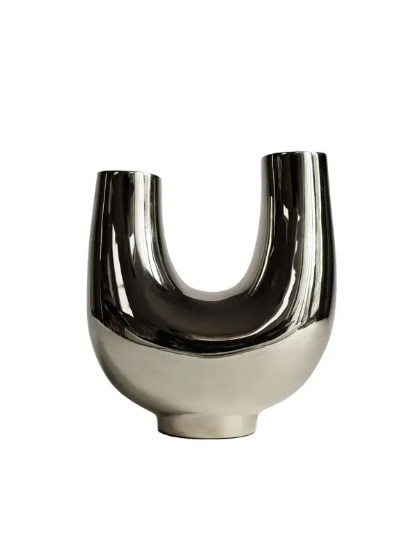 Kazumi Vase, silver fra Hein Studio