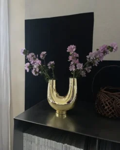 Kazumi Vase, silver fra Hein Studio