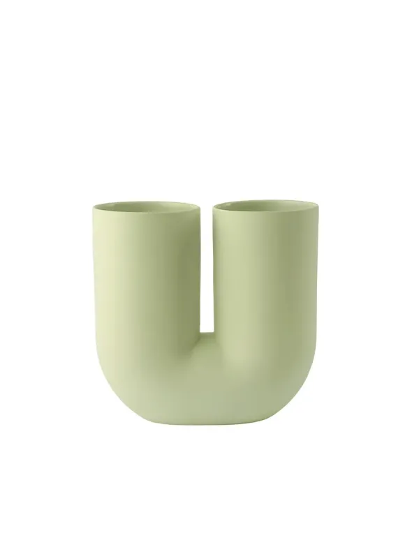Kink Vase, light green fra Muuto