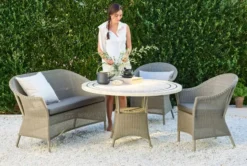 Lansing Sofa fra Cane-line