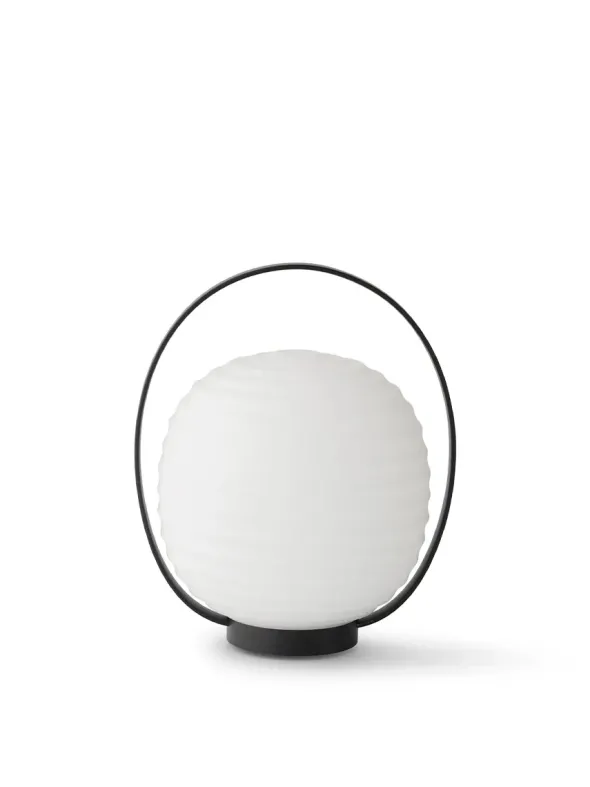 Lantern Portable Table Lamp fra New Works
