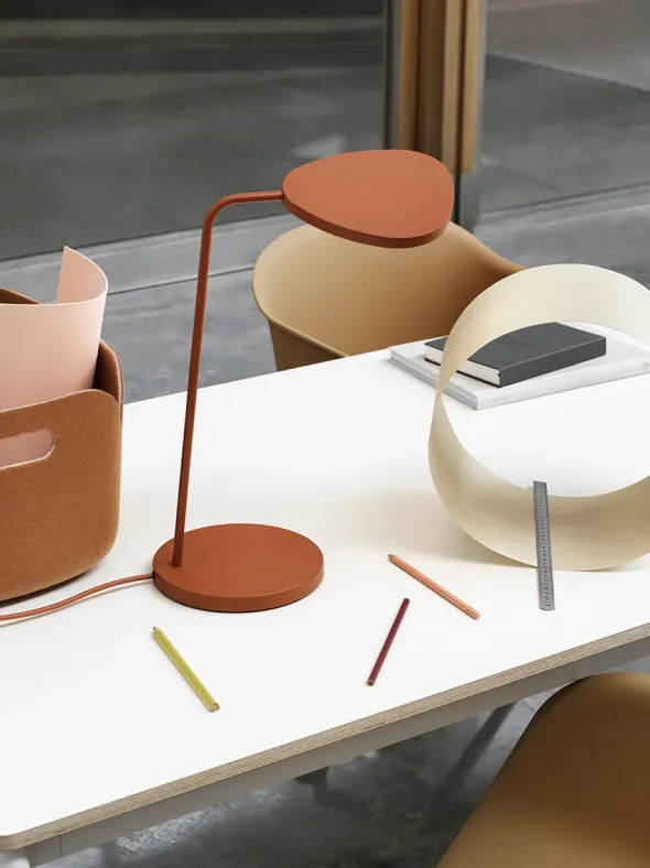 Leaf Table Lamp fra Muuto