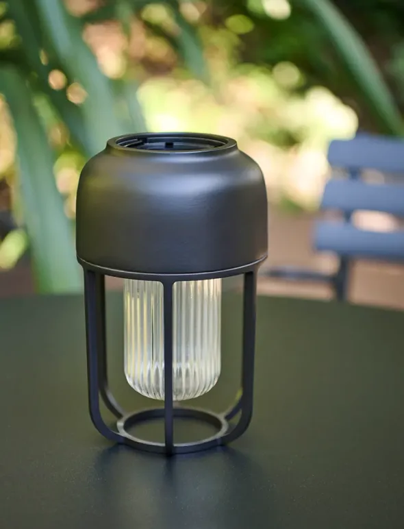 LIGHT No.1 Portable Outdoor Lamp fra Houe