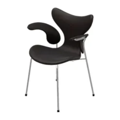 3208 Liljen med armlæn af Arne Jacobsen