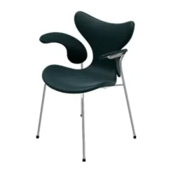 3208 Liljen med armlæn af Arne Jacobsen