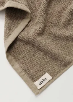 Linen Bath Towel, 70 x 140 cm fra Aiayu