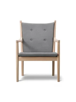 1788 Lænestol af Hans J. Wegner