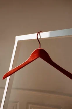 Loop Stand Wardrobe fra Hay
