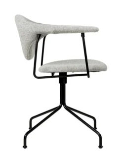 Masculo Meeting Chair fra GUBI