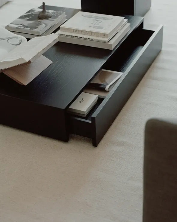 Mass Coffee Table Wide, black fra New Works