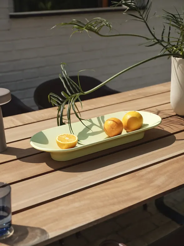 Mere Bowl 51 x 21 cm, light green fra Muuto