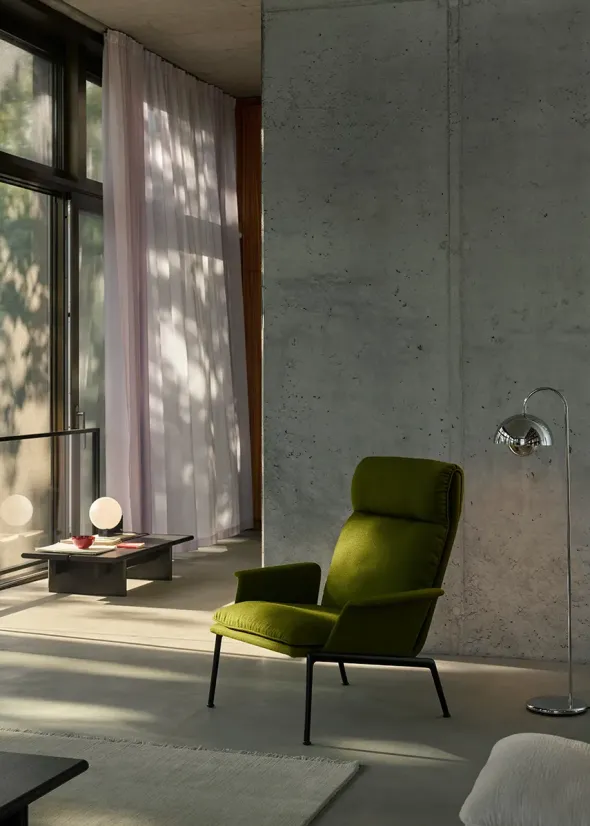 Muno LN17 Lounge Chair fra &Tradition