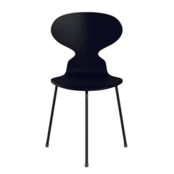 3100 Myren med 3 ben, sort stel af Arne Jacobsen