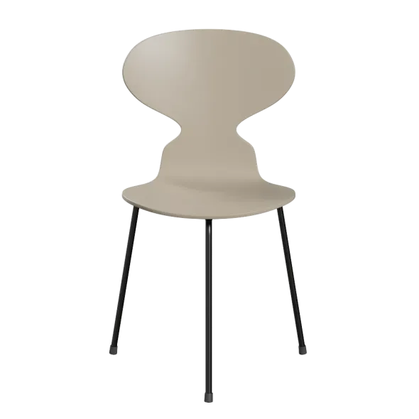 3100 Myren med 3 ben, sort stel af Arne Jacobsen