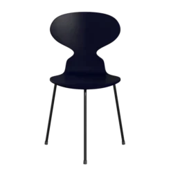 3100 Myren med 3 ben, sort stel af Arne Jacobsen