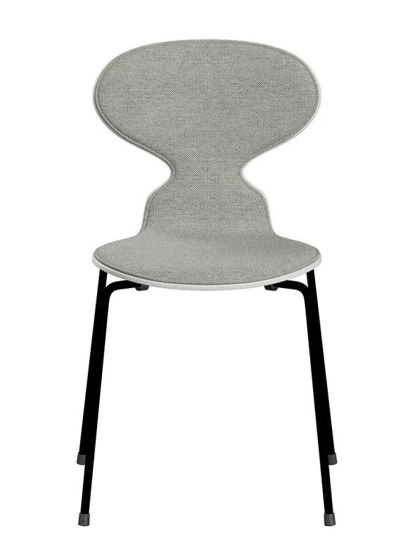 3101 Myren Stol, forsidepolstret af Arne Jacobsen
