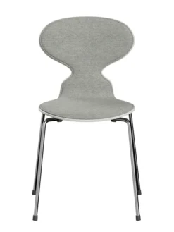 3101 Myren Stol, forsidepolstret af Arne Jacobsen