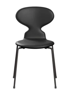 3101 Myren Stol, forsidepolstret af Arne Jacobsen
